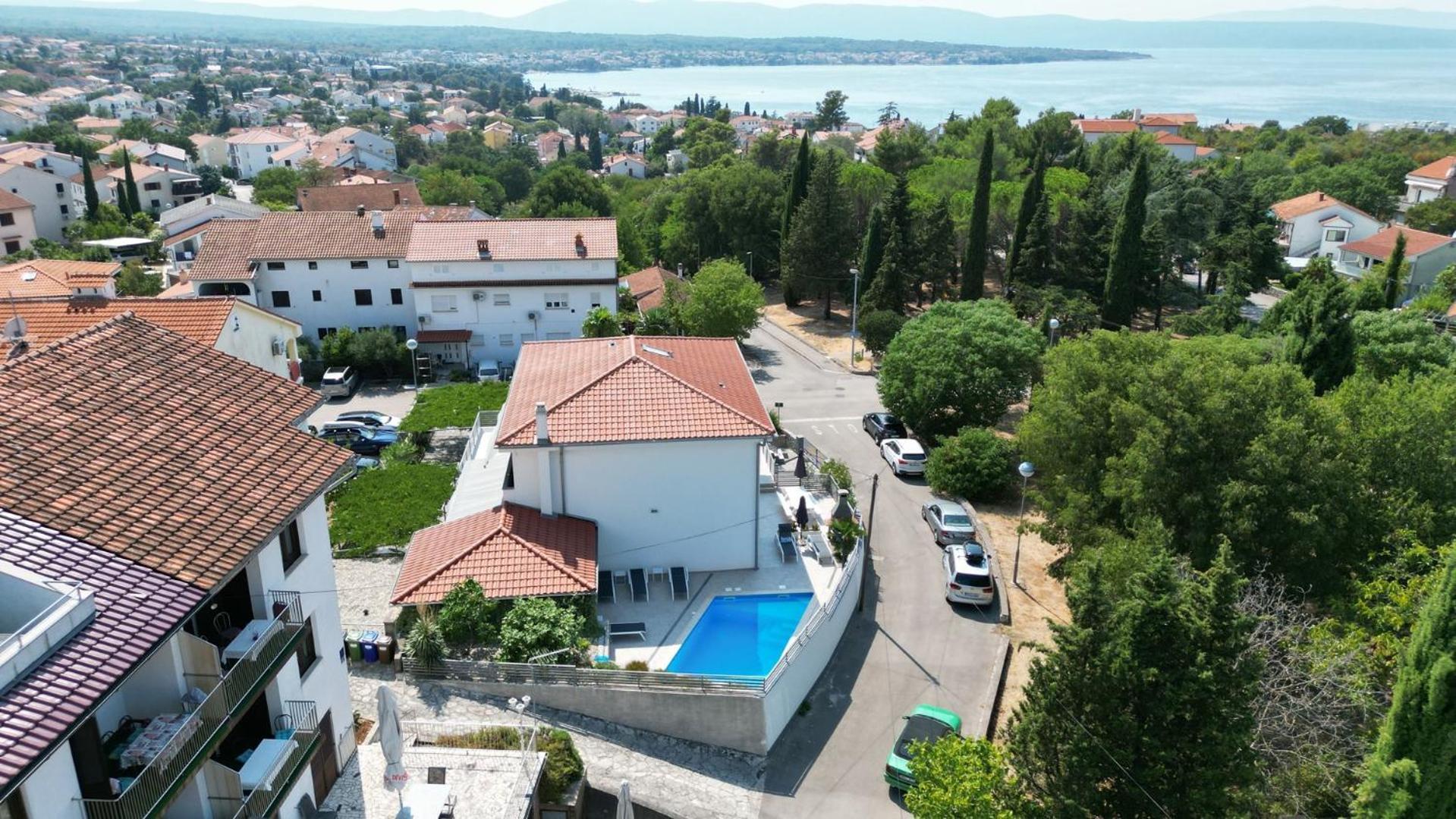 Apartments Pivas Malinska Exterior foto